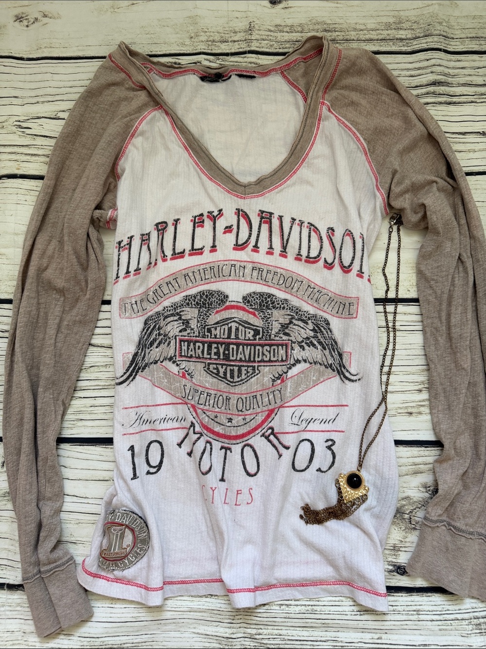 ♡ Harley-Davidson Vintage Y2K Graphic Long Sleeve Tee - White & Taupe L/XL